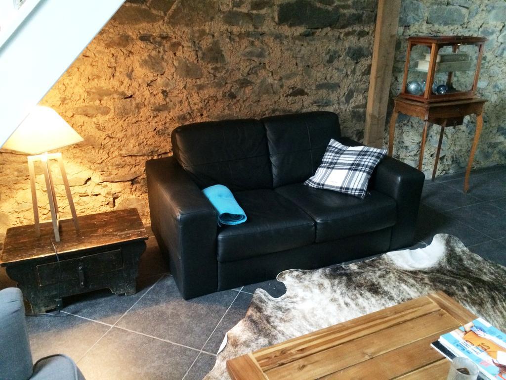 B&B La Ferme Du Doux Libramont-Chevigny Bagian luar foto